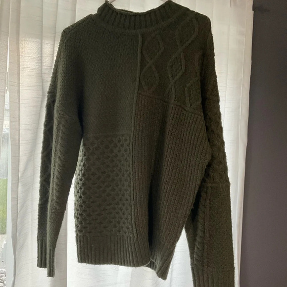 American Eagle limited edition green tag weather size small - Picture 1 of 4